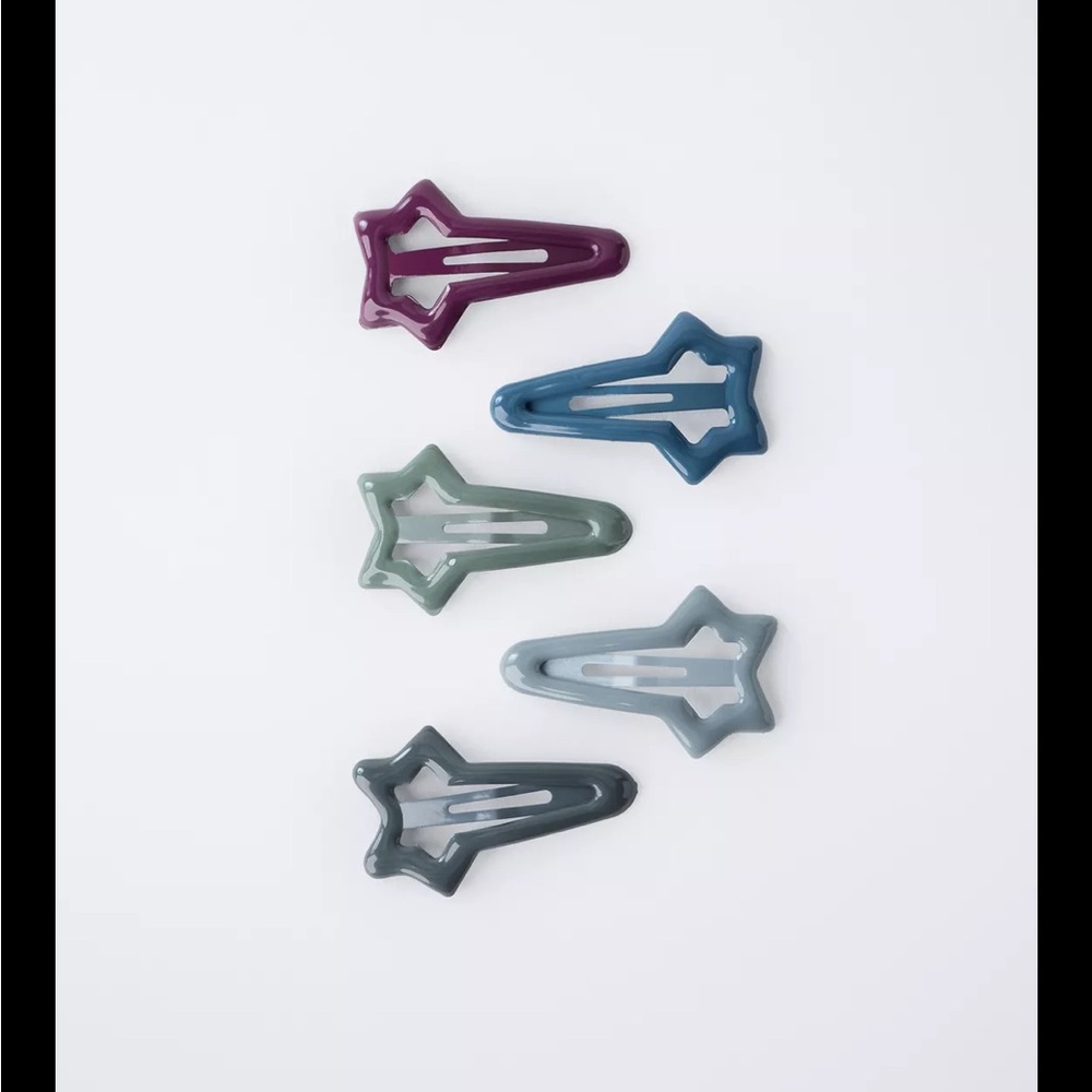 Zara kids, pack of  five star barrettes